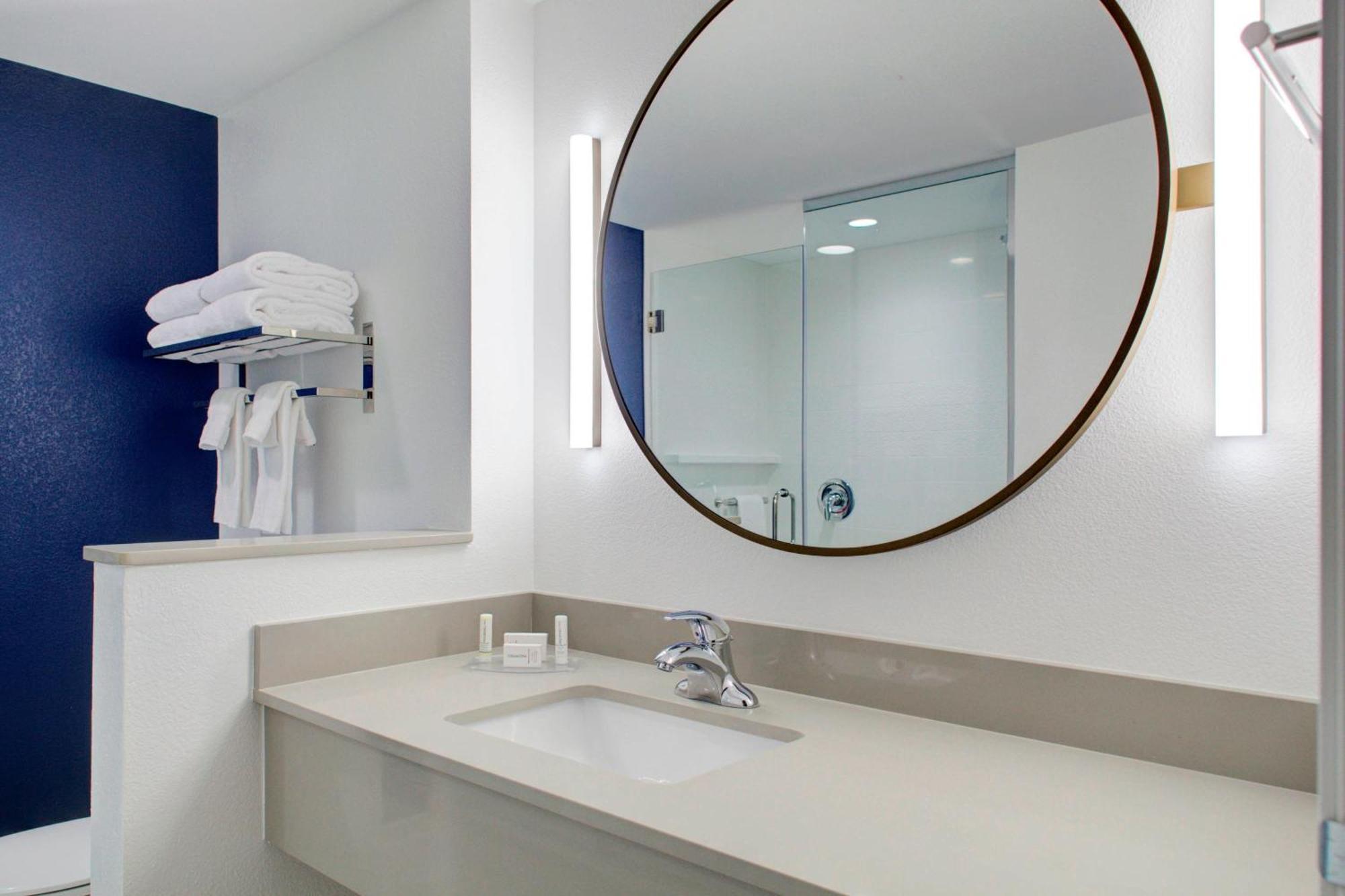 Fairfield Inn & Suites By Marriott Boulder Broomfield/Interlocken Екстериор снимка